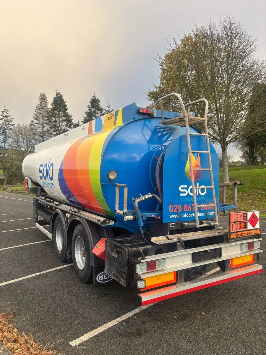 Fuel Tanker Trailer - Image 1