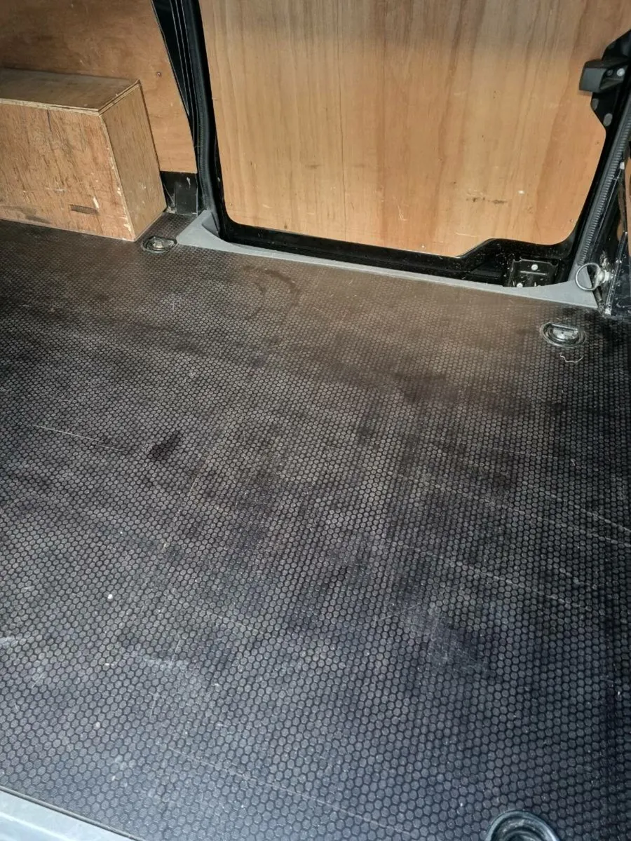 Mercedes Vito - Image 3