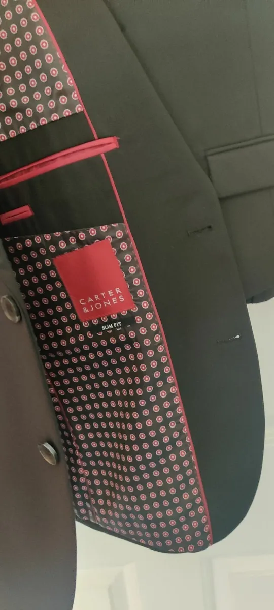 Mens suit - Image 2