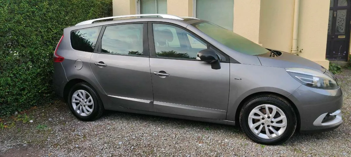 2016 Renault Grand Scenic 1.5 DCi Limited Edition - Image 2