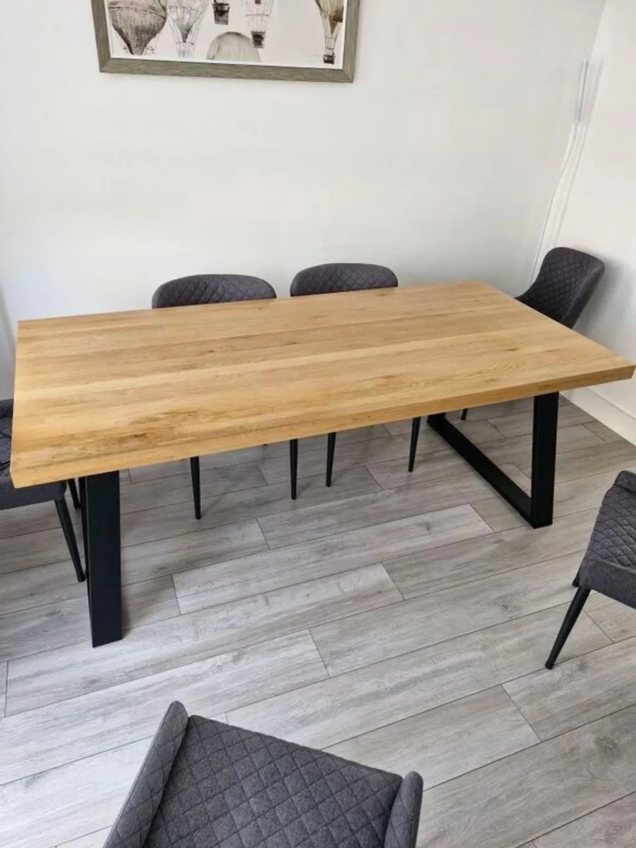 Solid oak kitchen table - Image 2