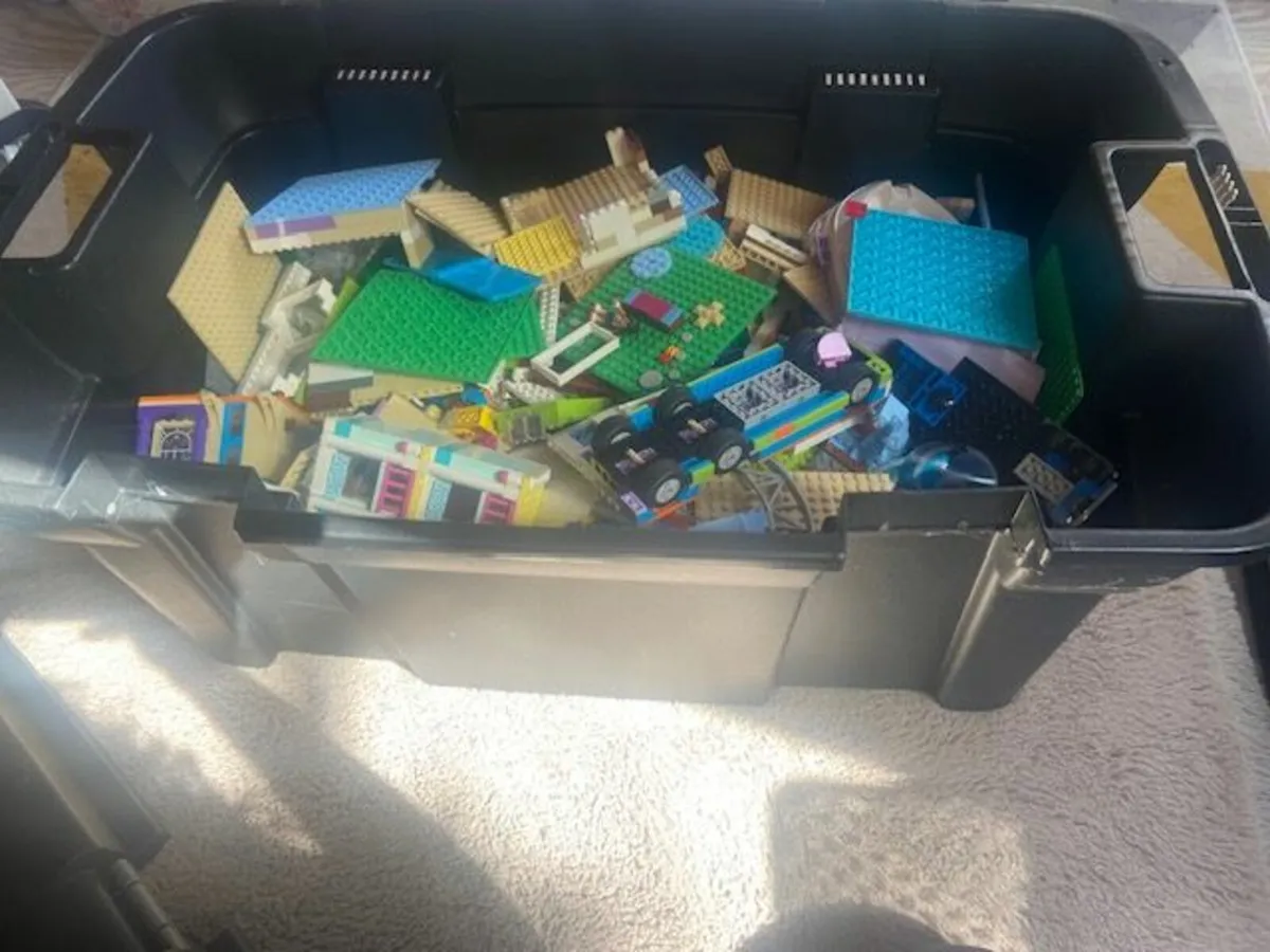 Large Box of Lego Friends - Image 2