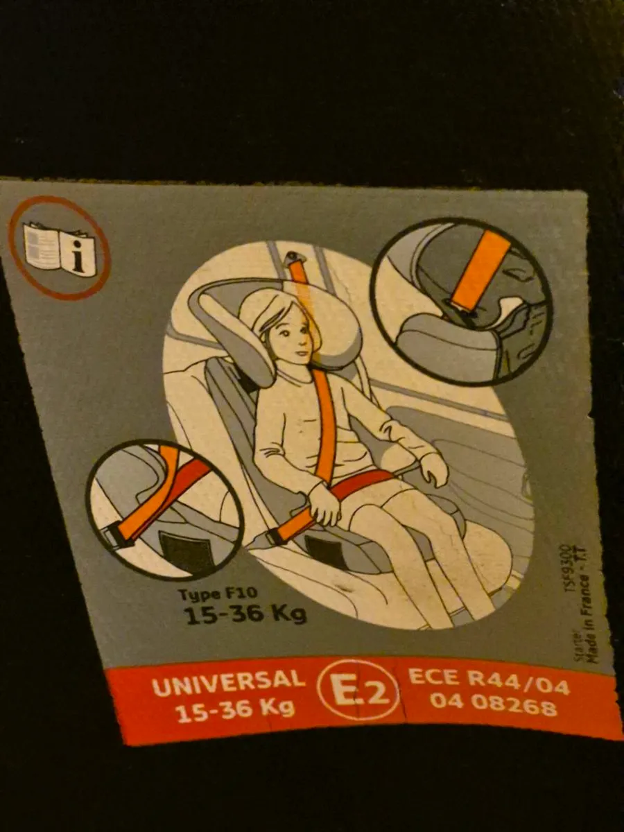 Car seat ,booster seat ,buggie - Image 2