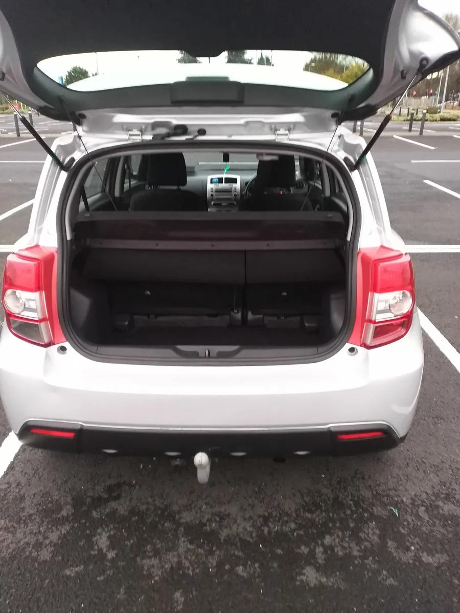 Toyota Urban Cruiser 2009 - Image 2