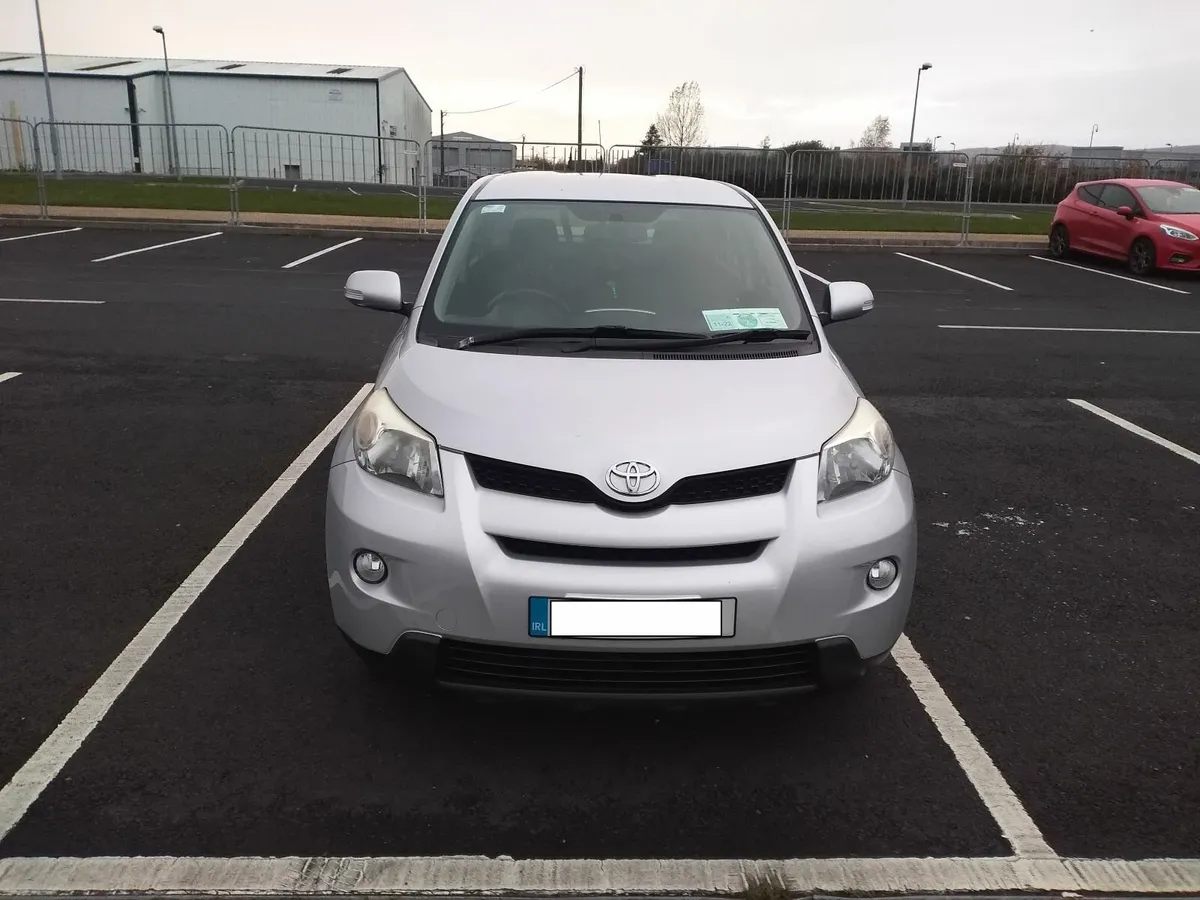 Toyota Urban Cruiser 2009 - Image 3