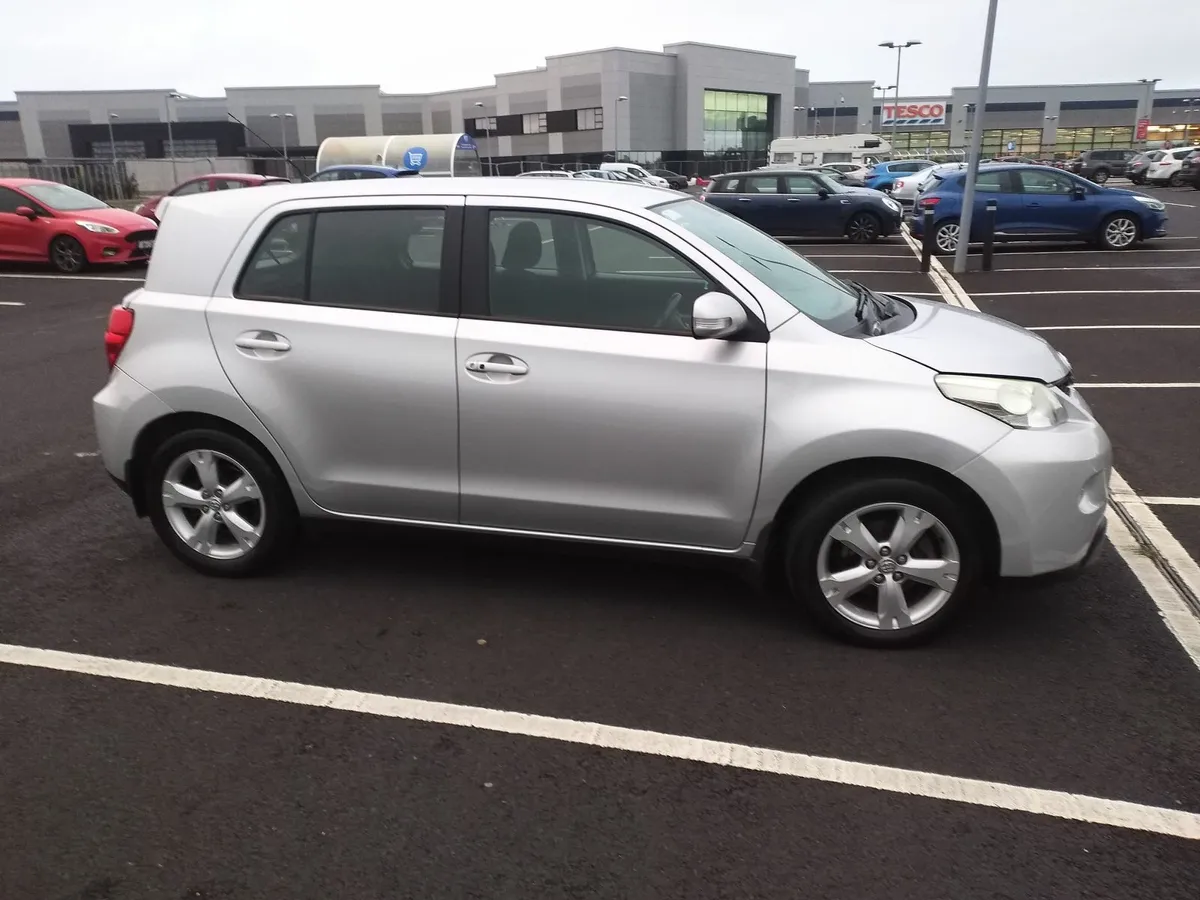 Toyota Urban Cruiser 2009 - Image 4