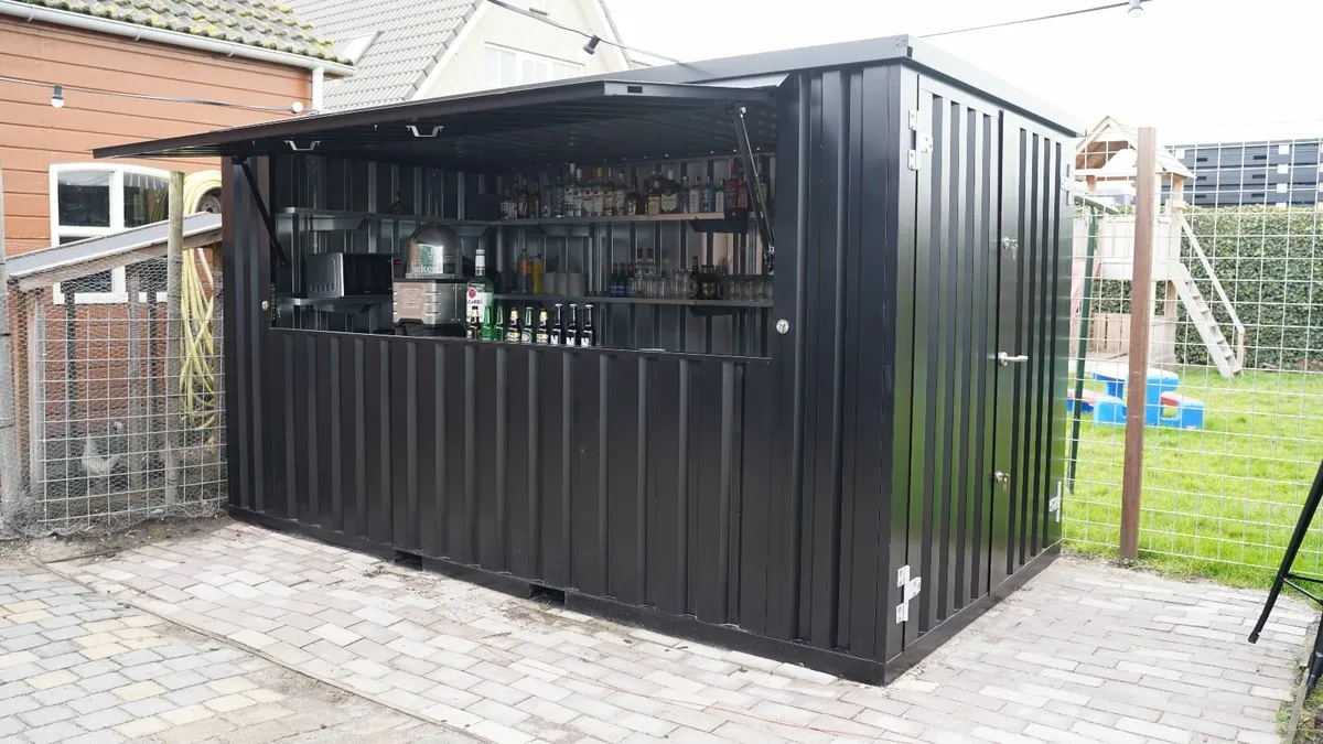 Small Outdoor Bar 4x2 – Sleek & Functional - Image 4