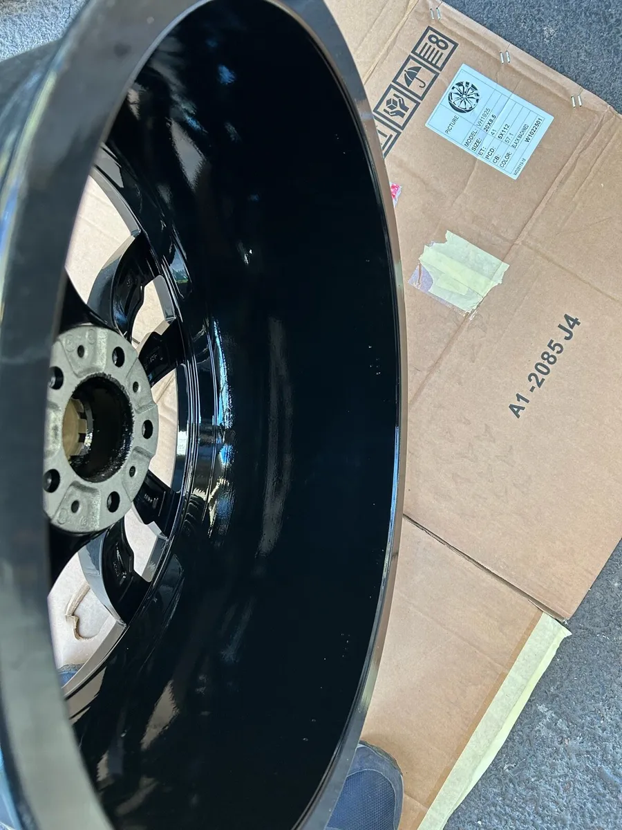 Bmw X5 Alloys Fully Refurbished - Image 2