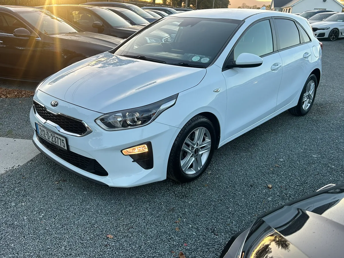212 KIA CEED 1.6 CRDI 2 SEATER COMMERCIAL VAT INV - Image 2