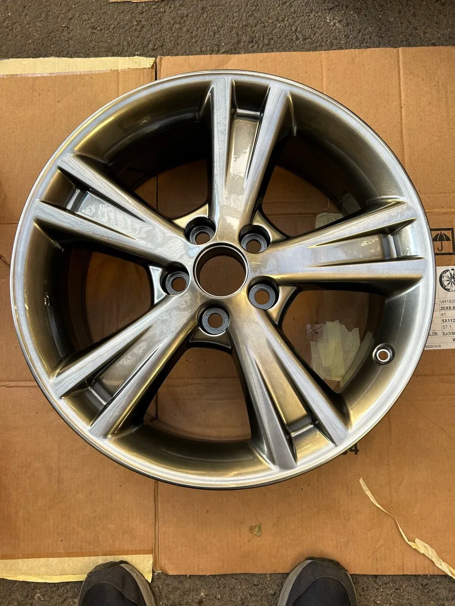 Lexus Alloy Wheels Fully Refurbished - Image 1