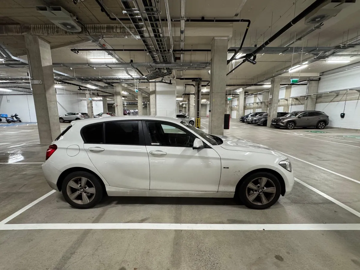 BMW 1-Series 2015 - Image 4