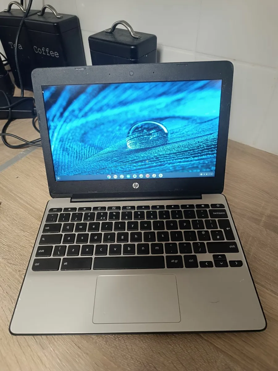 Chromebook - Image 1