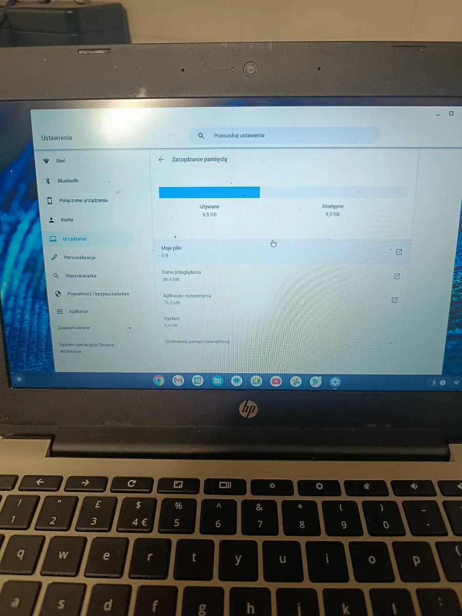 Chromebook - Image 2