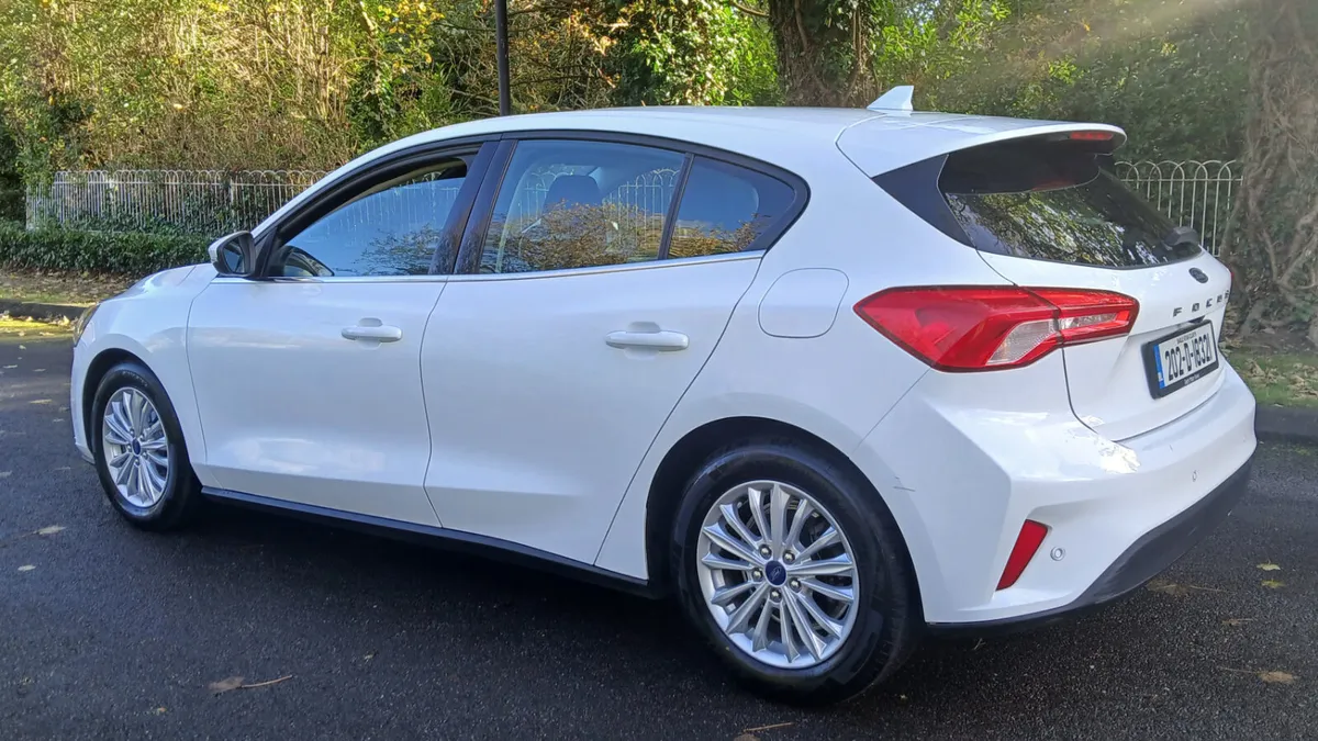 Ford Focus 2020 *TITANIUM * 1.0 5dr - FSH - Image 4
