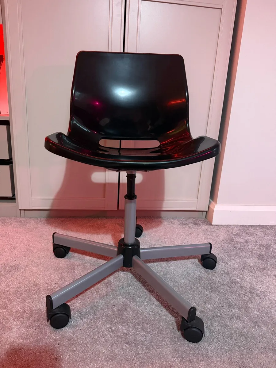 Swivel Chair - Image 1