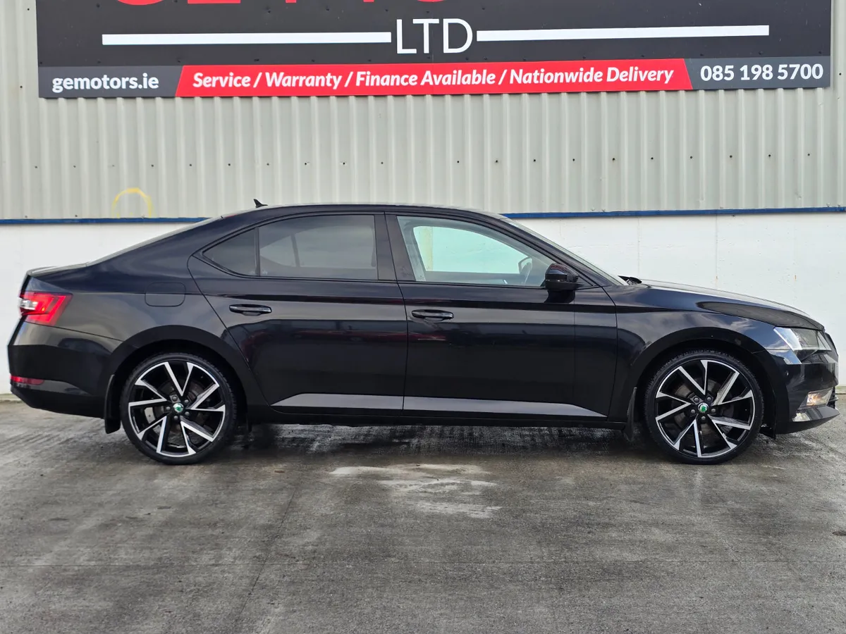 2017 SKODA SUPERB STYLE MODEL LIKE NEW - Image 4