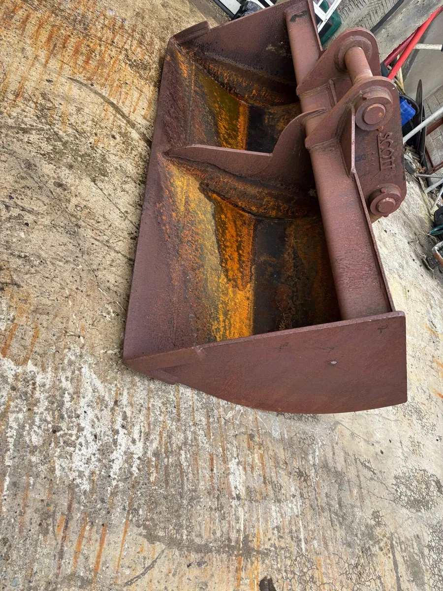 7 foot Scott sheugh/grading bucket 80mm pins - Image 3