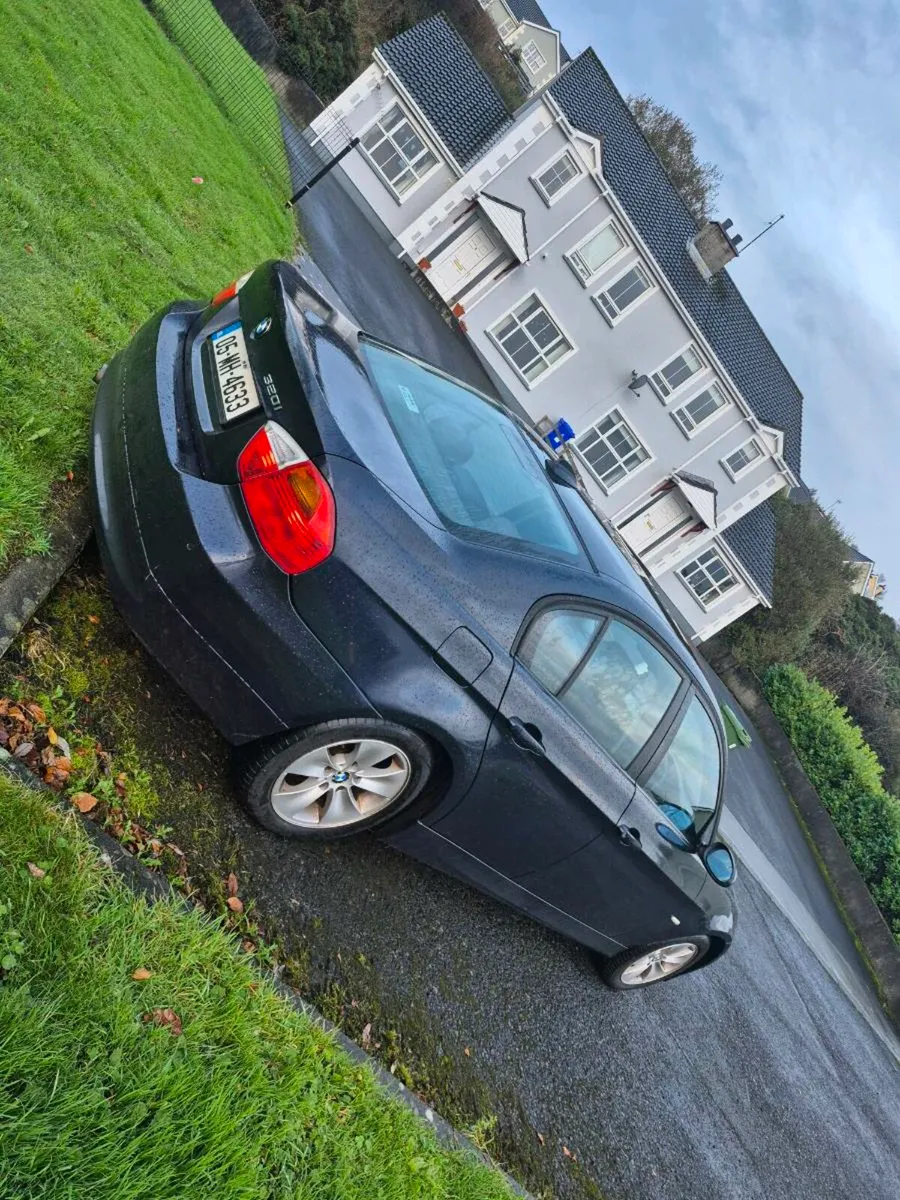 Bmw 320i low miles - Image 1