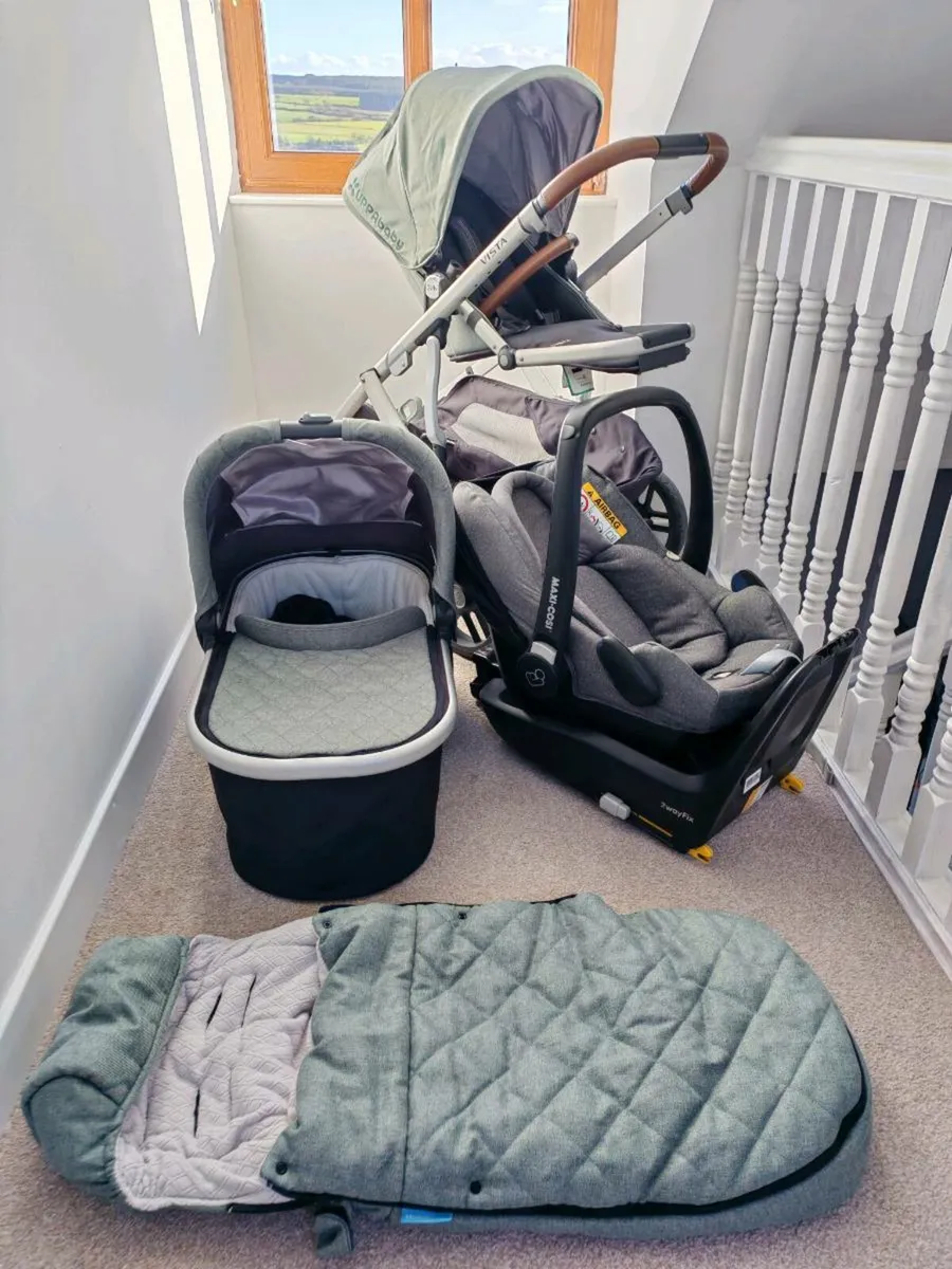 Uppababy Vista (full bundle) - Image 1