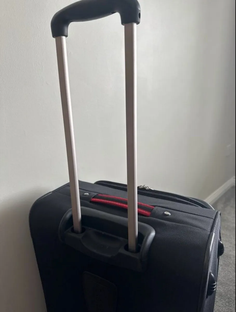 Wenger Prymo Medium Luggage - Image 3