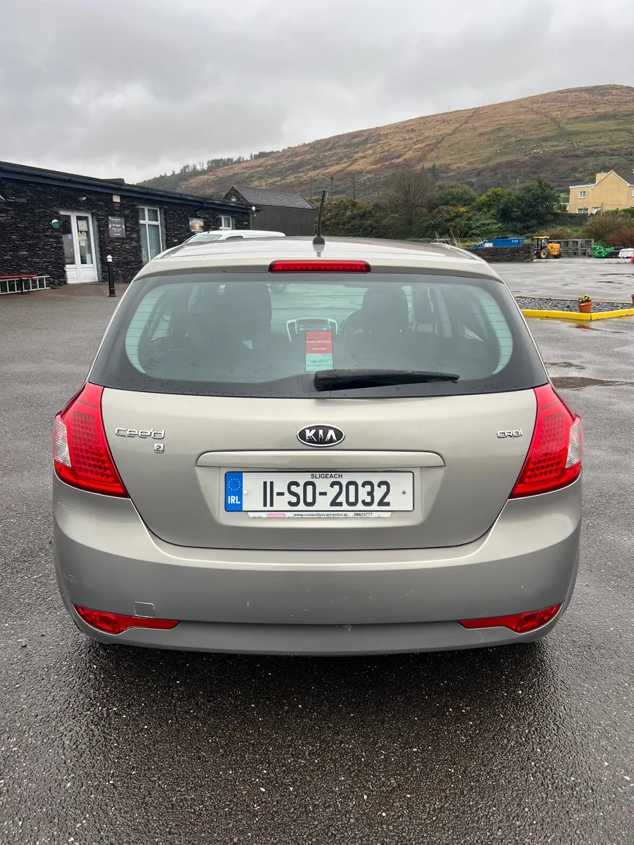 Kia Ceed 2011 - Image 3
