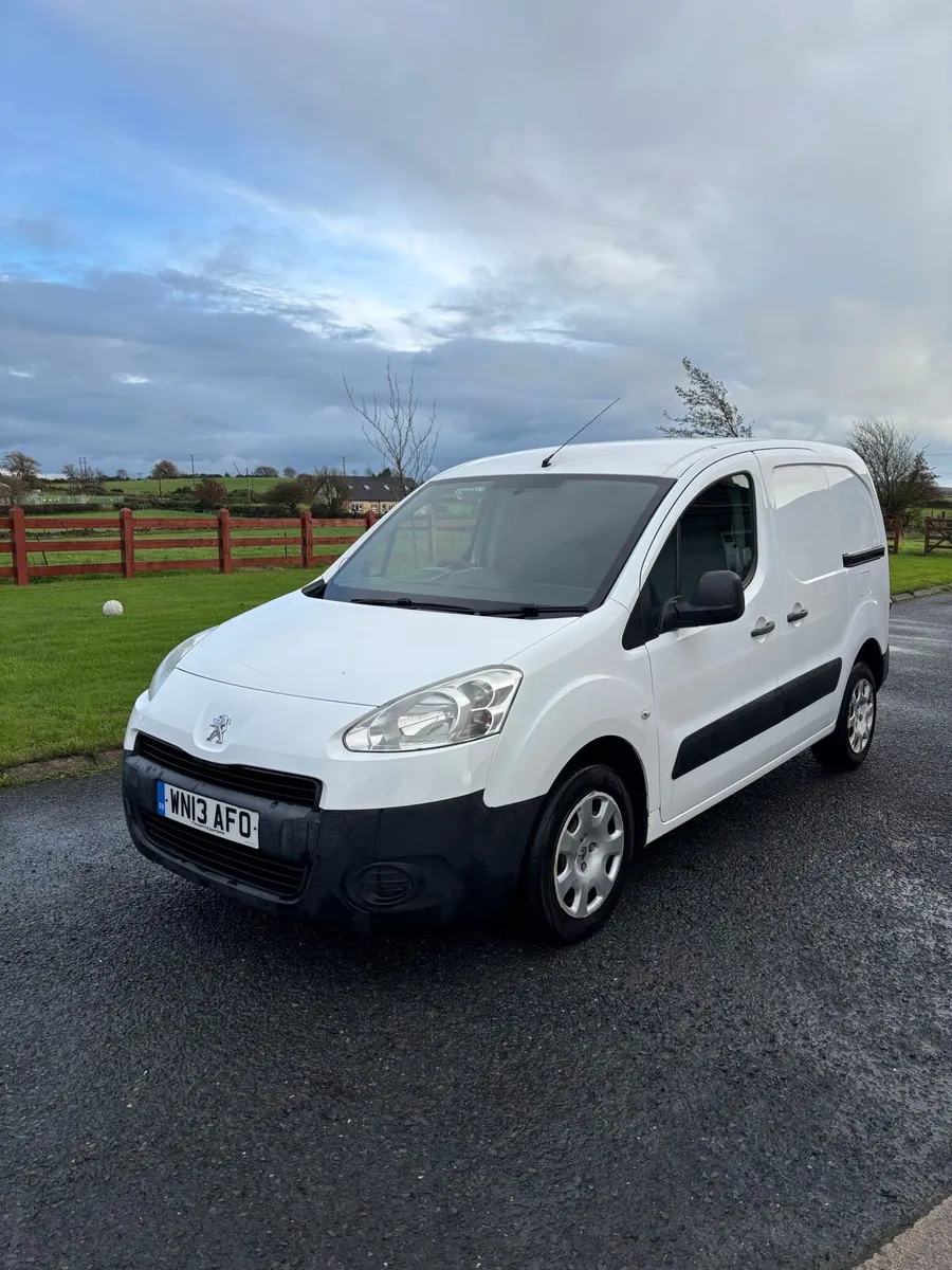 2013 Peugeot partner 200vrt (berlingo) - Image 1