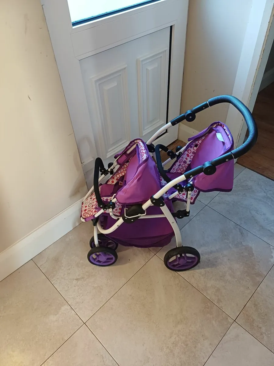 Child doll buggy - Image 1