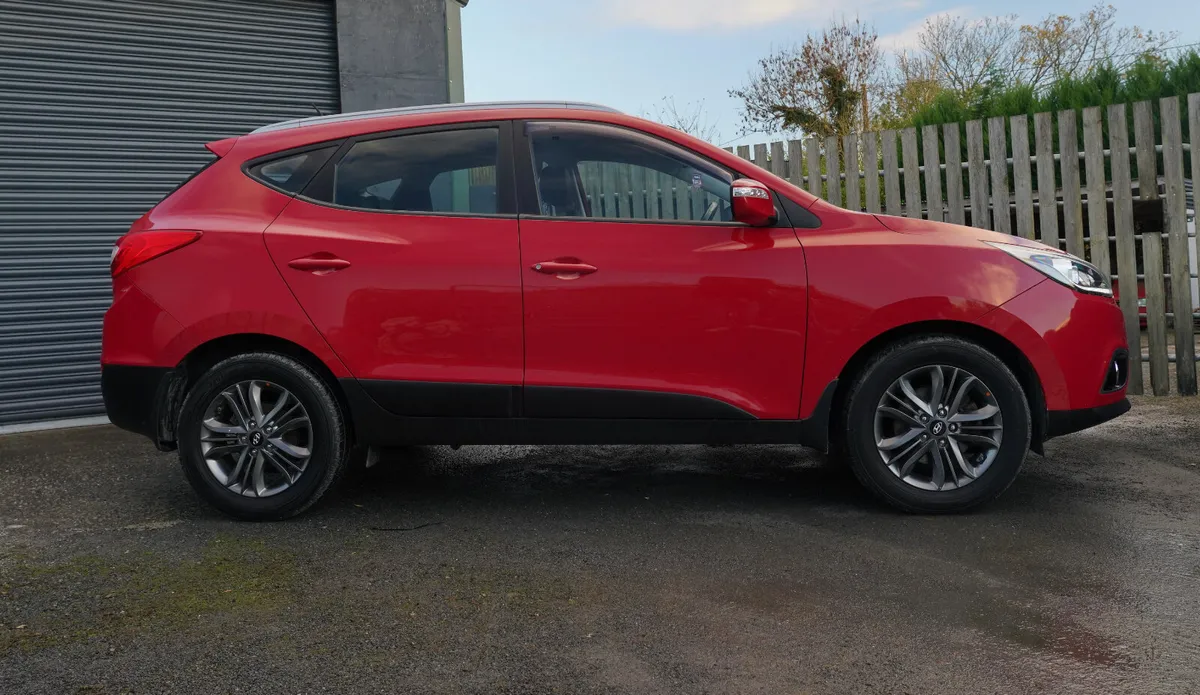2014 Hyundai ix35 executive 1.7 CRDI - Image 2