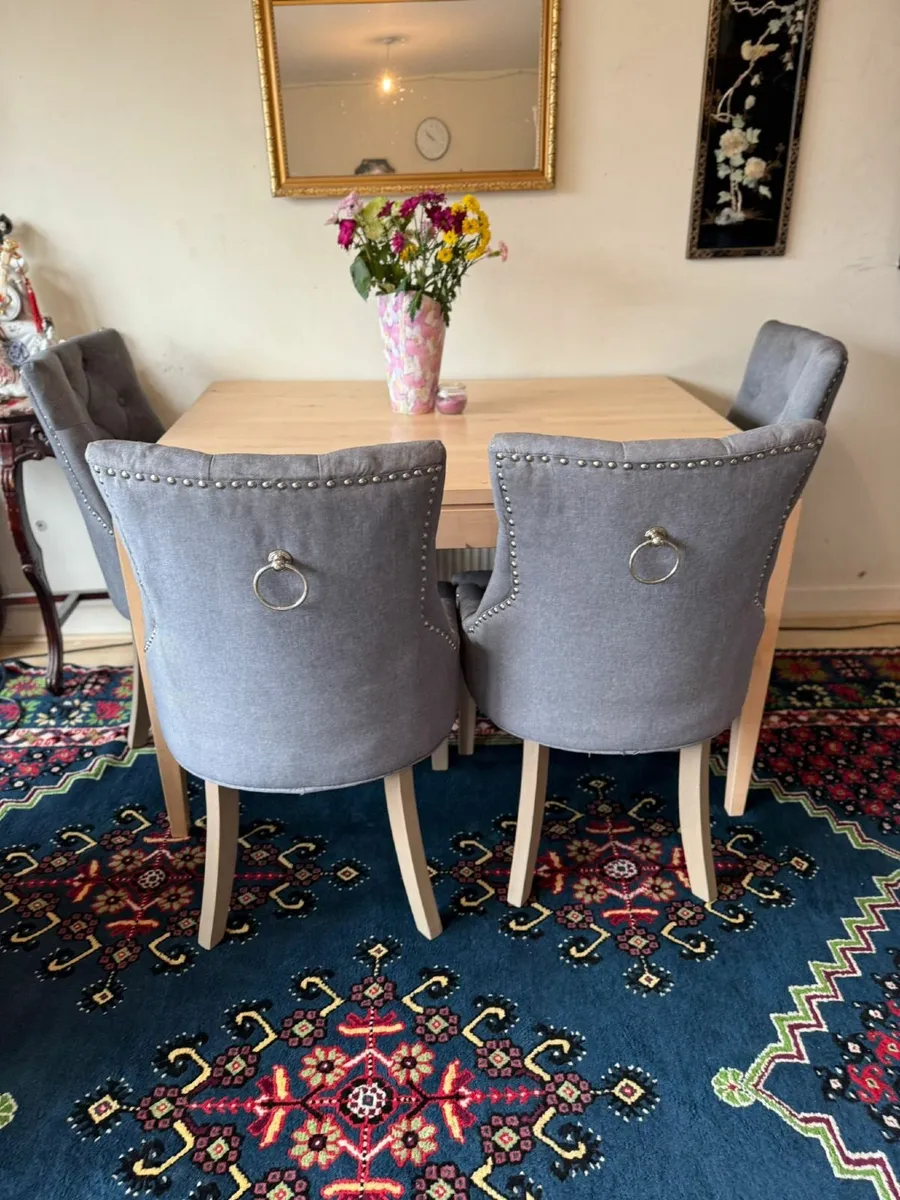 Set of 4 dining chairs - Image 2