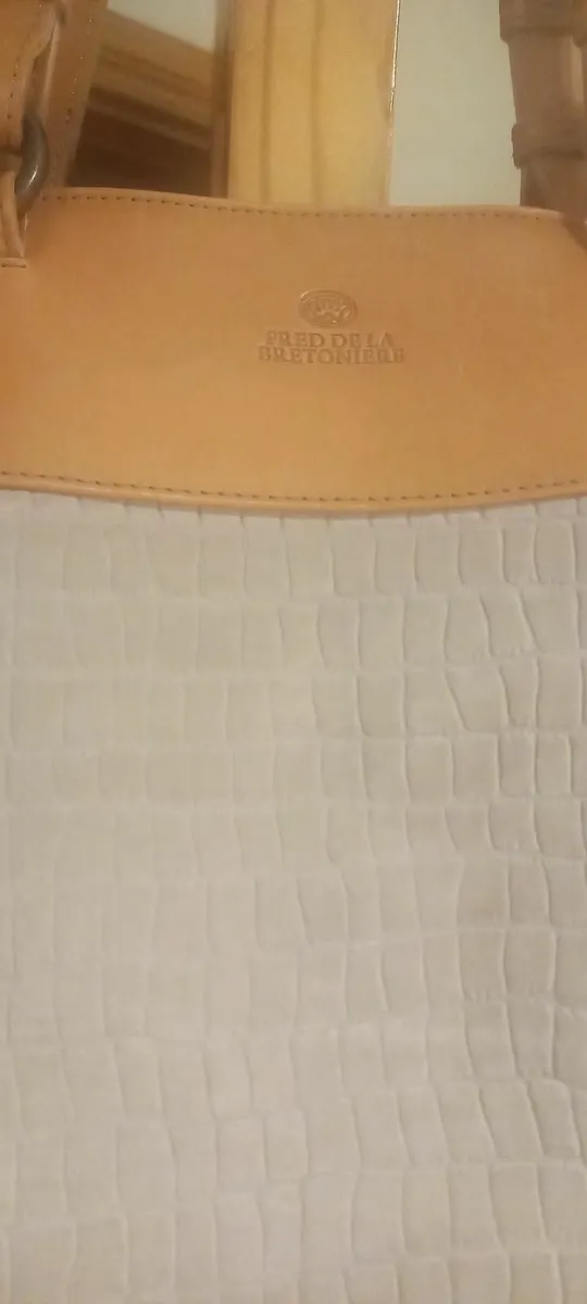 Ladies handbag - Image 1