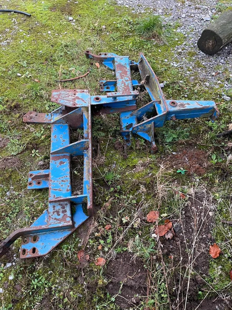 Tanco loader brackets - Image 3