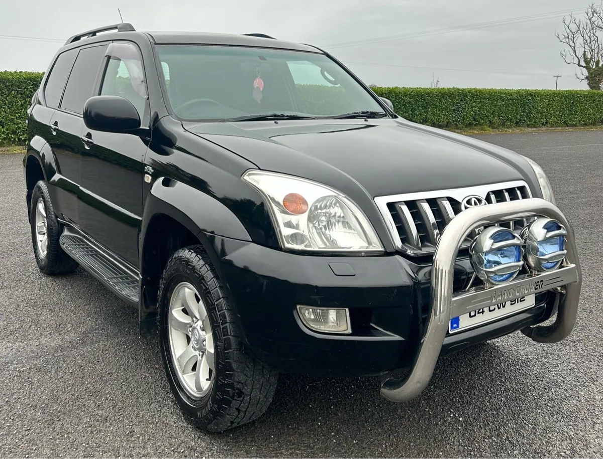 Toyota Landcruiser Lwb - Image 1