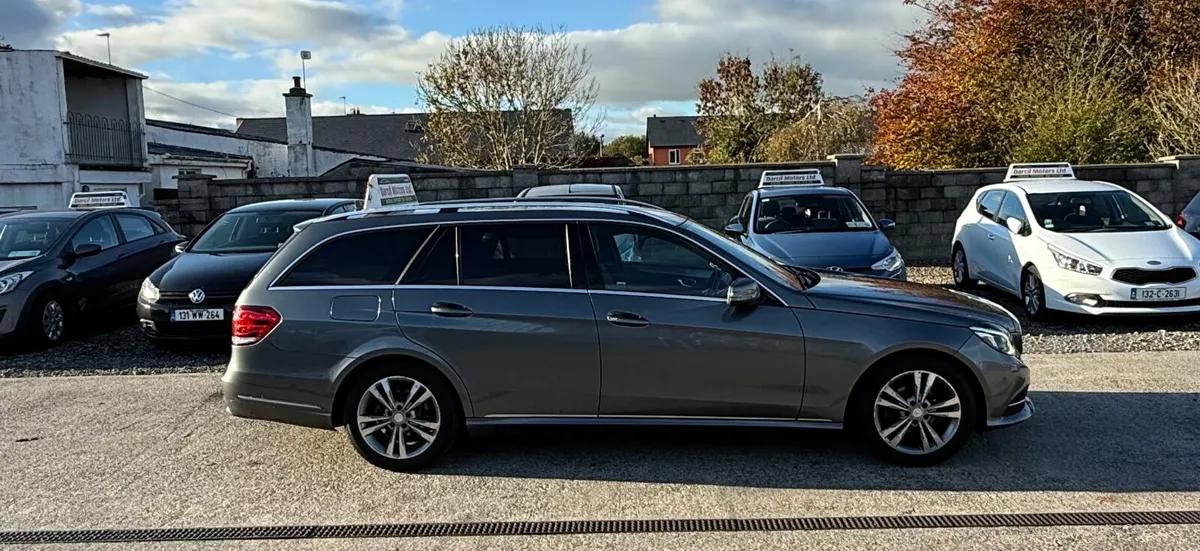 16 Mercedes-Benz E-Class - Image 3