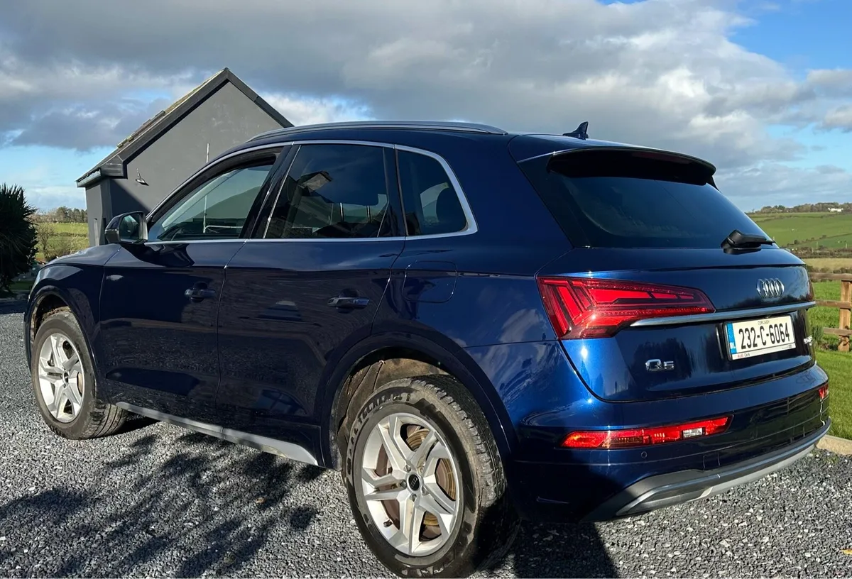 Audi Q5 - Image 2