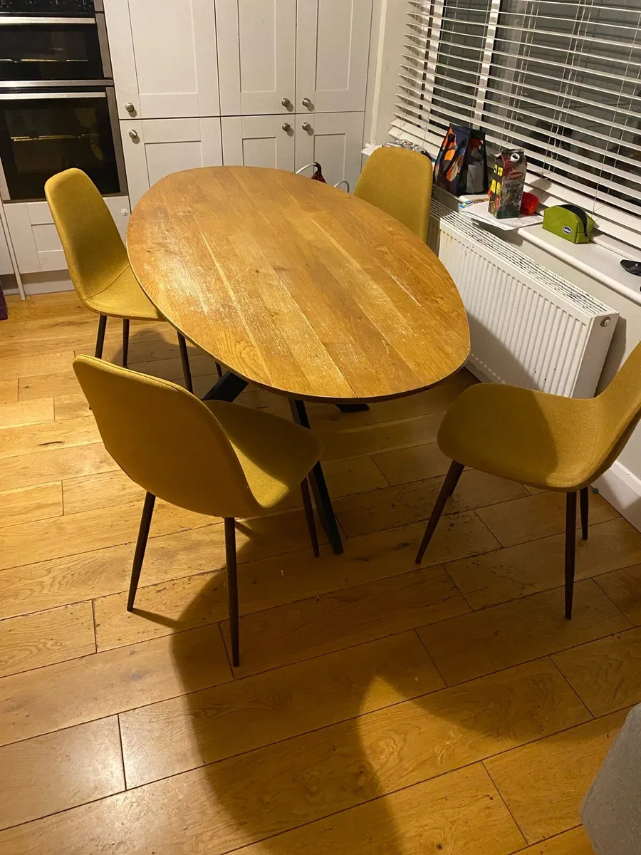 Dining room table - Image 2