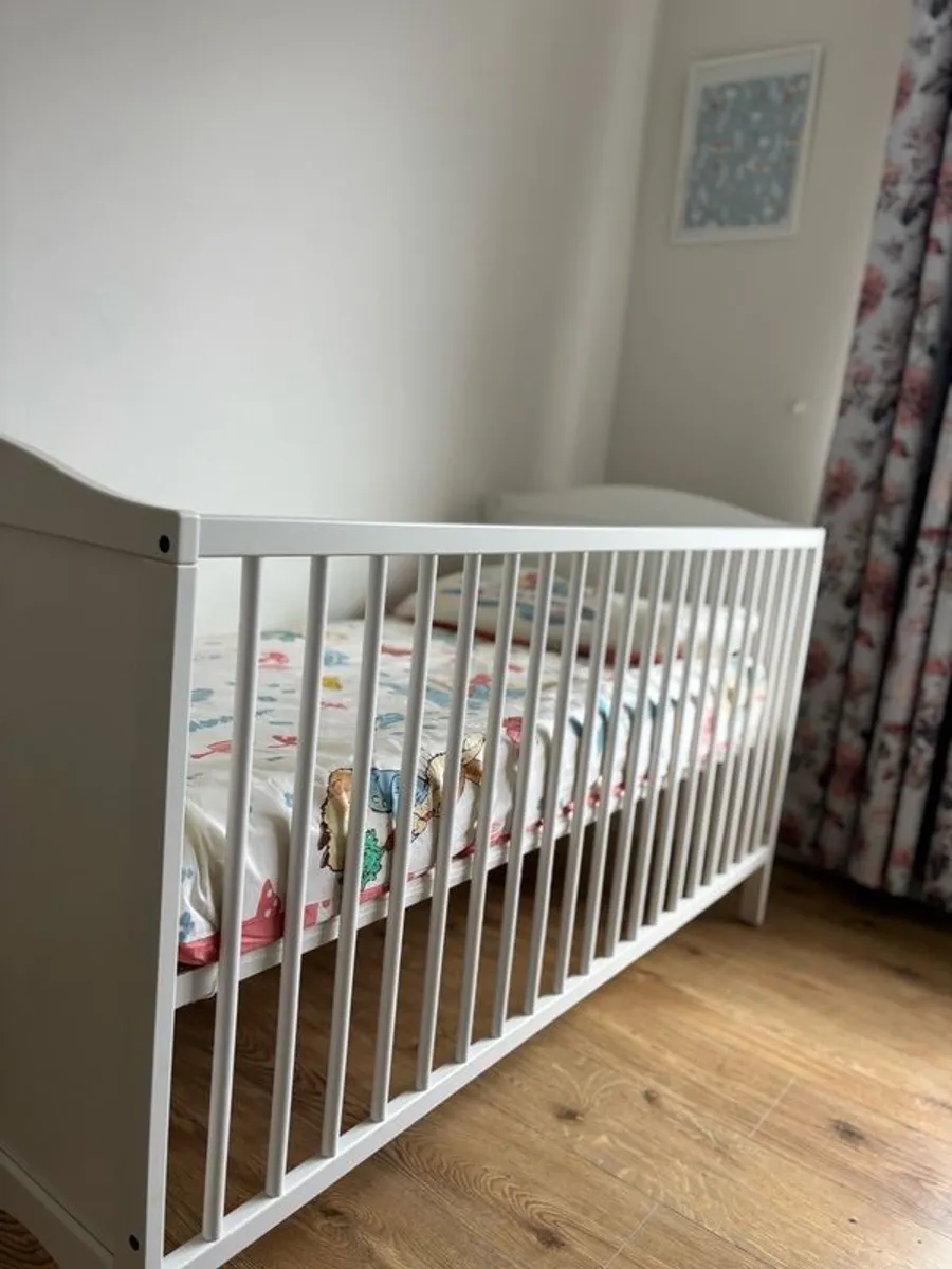 Cot bed and mattress - Image 3