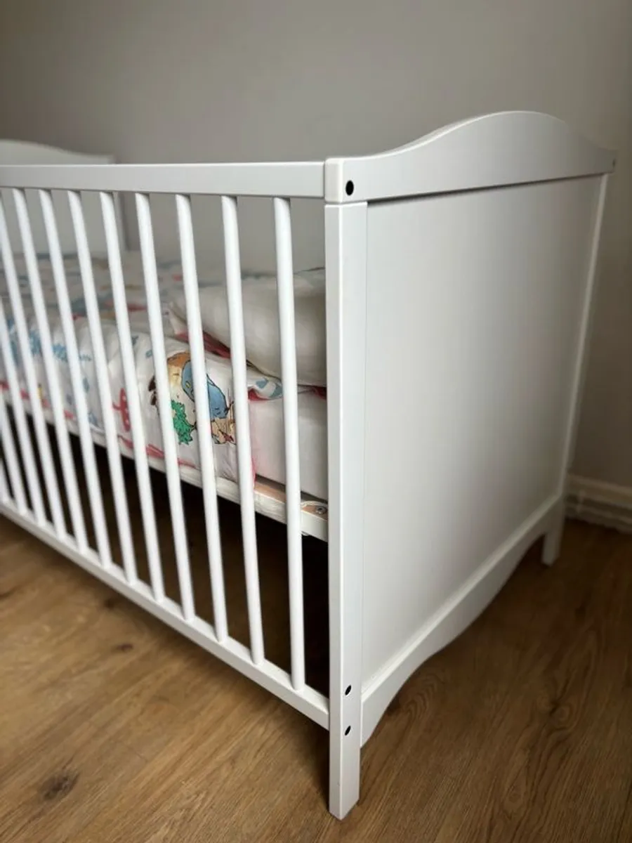 Cot bed and mattress - Image 4