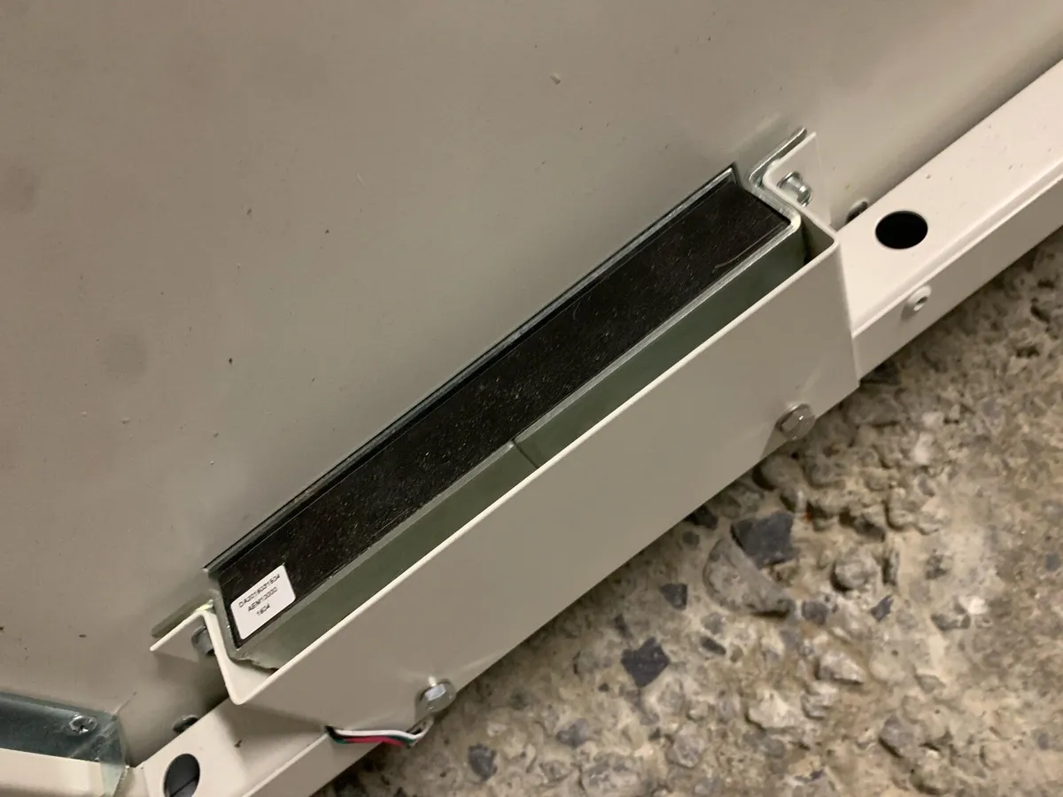 Roof access hatches - Image 3