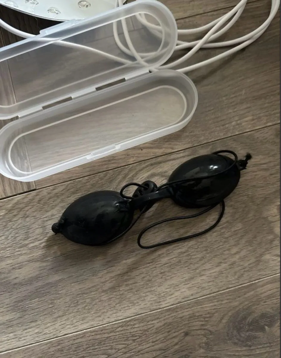 Light Therapy Acne Mask - Image 2