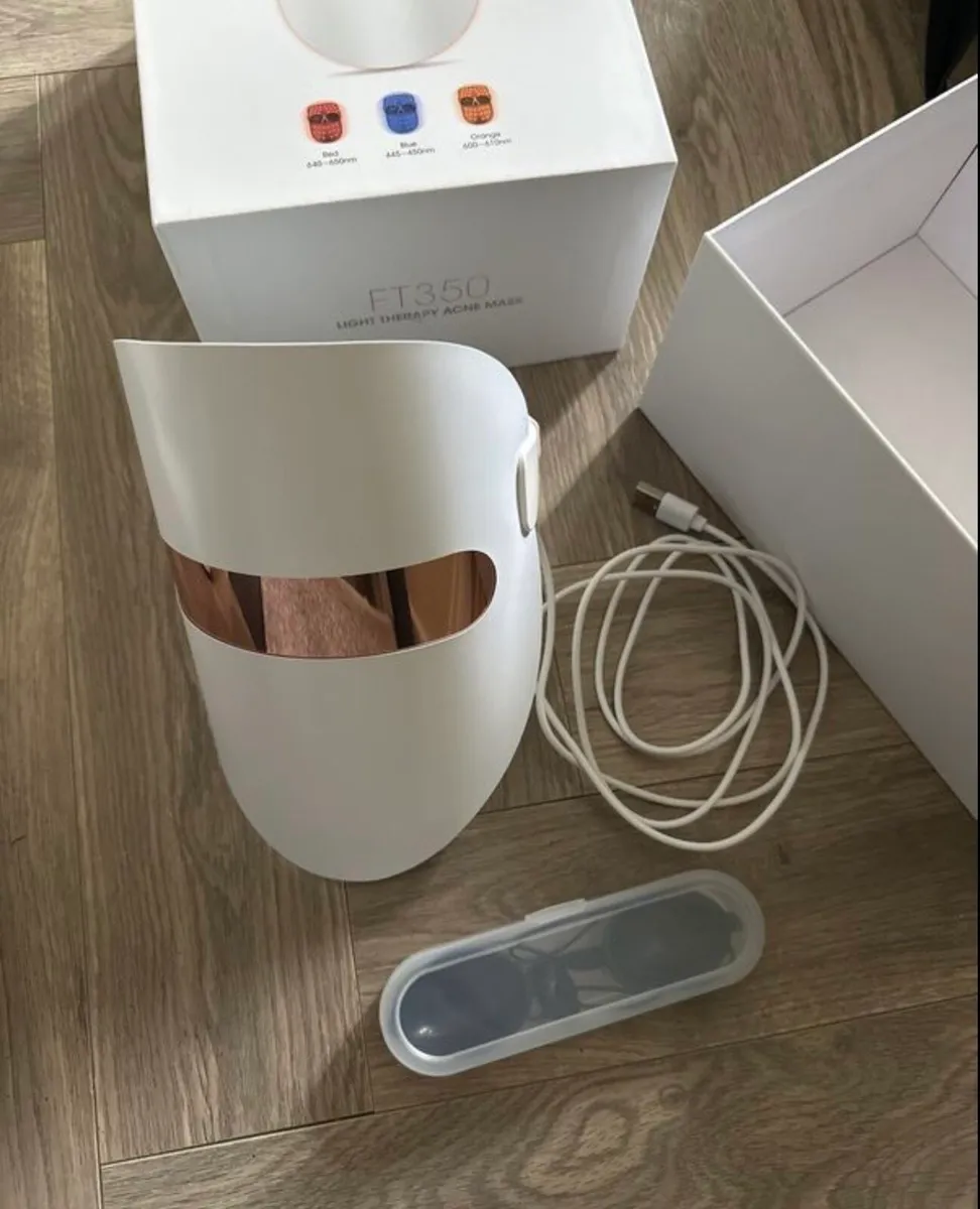 Light Therapy Acne Mask - Image 3
