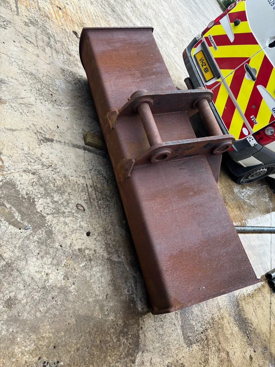 7 foot Scott sheugh/grading bucket 80mm pins - Image 2