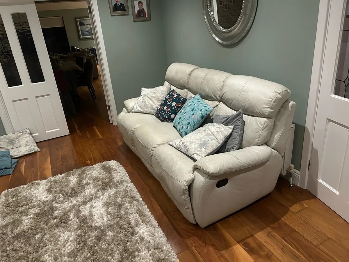 3 Seater Leather Reclining Sofa - Image 3