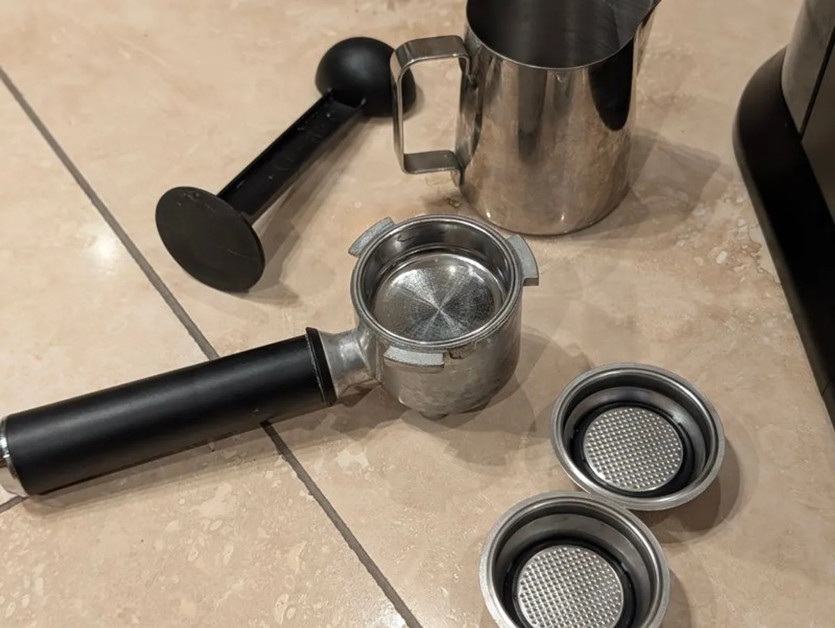 Delonghi Dedica Espresso Machine - Image 2