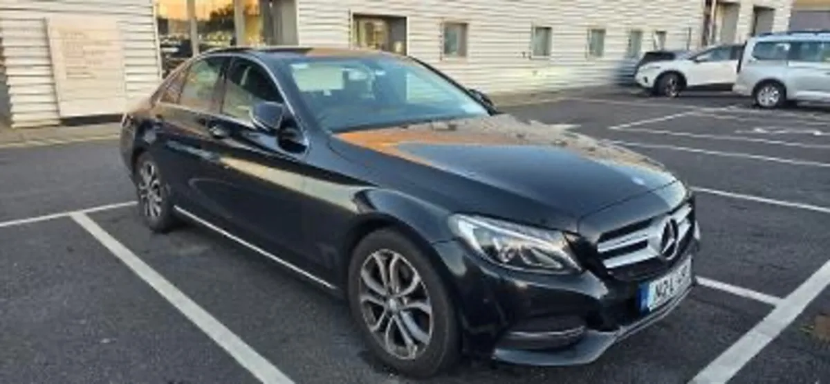 Mercedes Benz c200 2014 - Image 2