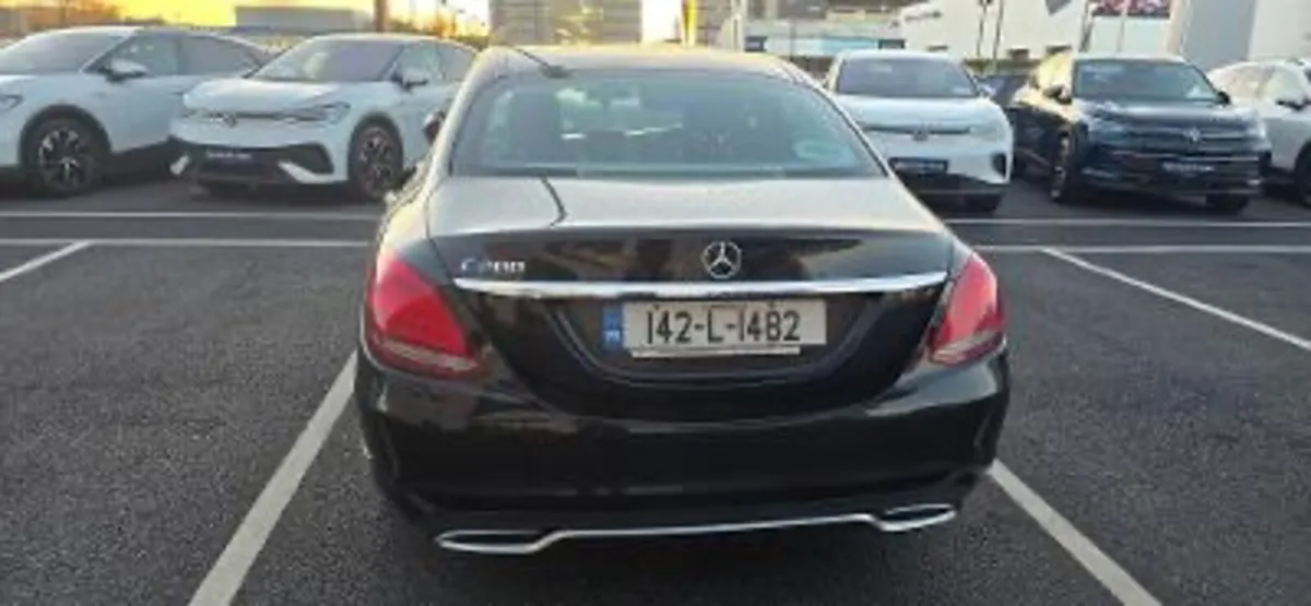 Mercedes Benz c200 2014 - Image 4