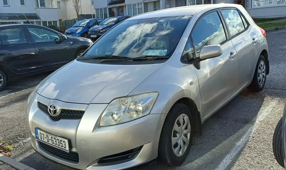 Toyota Auris 2007 - Image 1