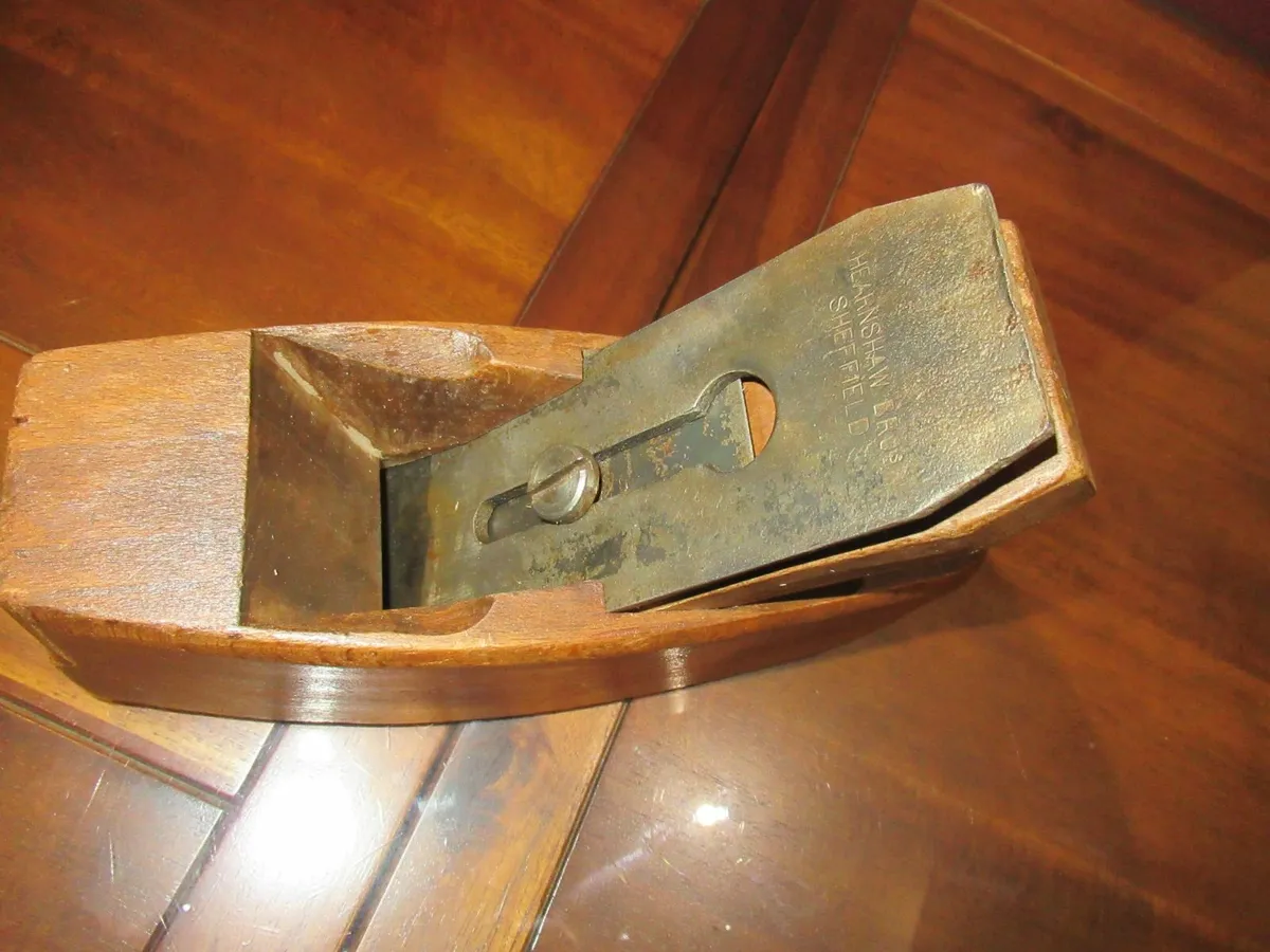 tools antique vintage plane carpenter cottage pub - Image 3