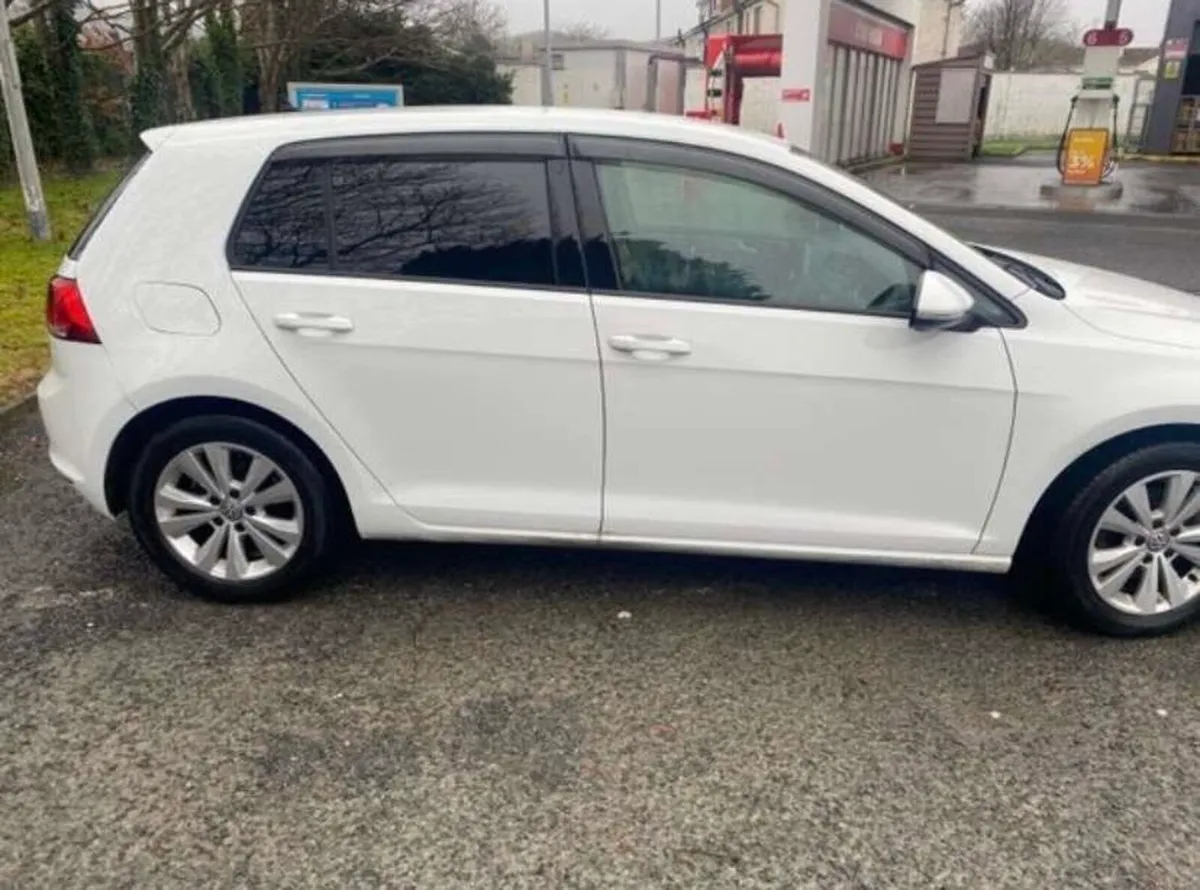 VW GOLF 1.2l automatic - Image 3