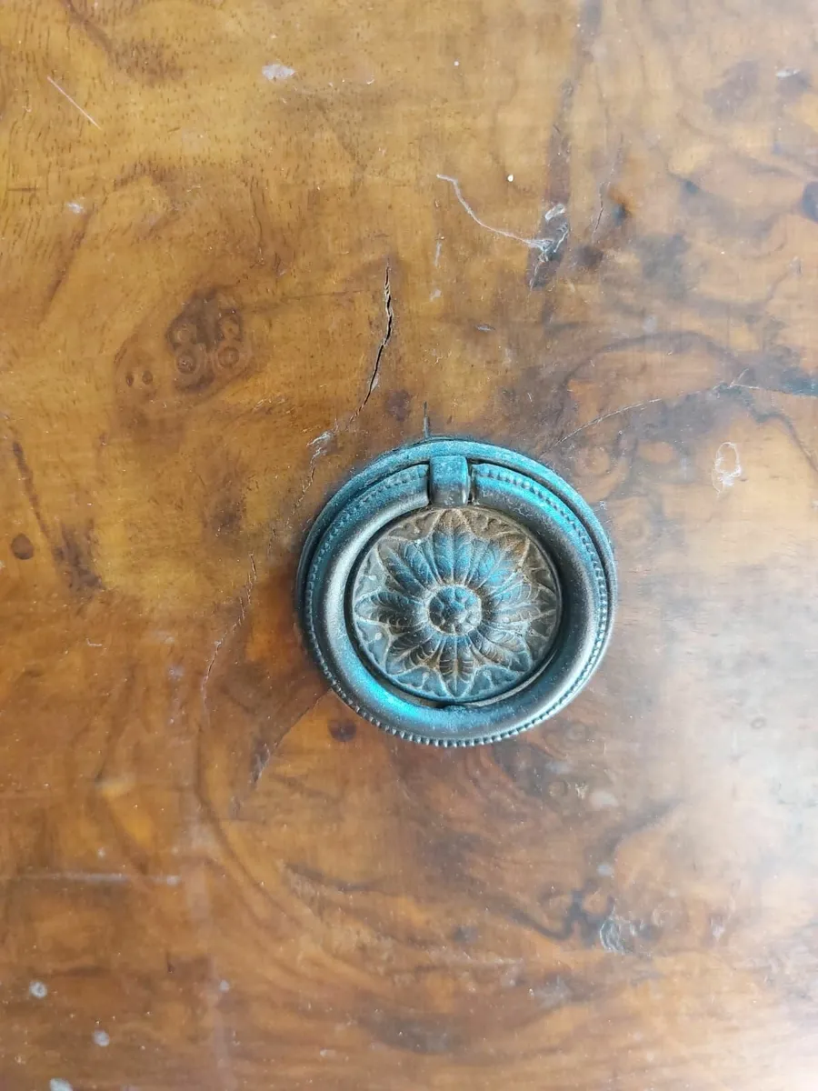 Antique wardrobe - Image 2