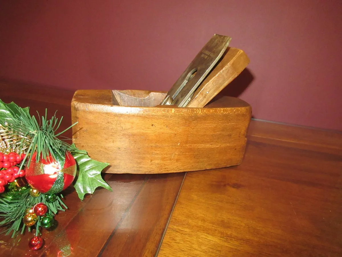 tools antique vintage plane carpenter cottage pub - Image 2